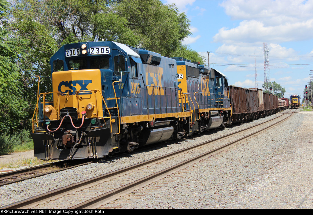 CSX 2305 & CSX 6942